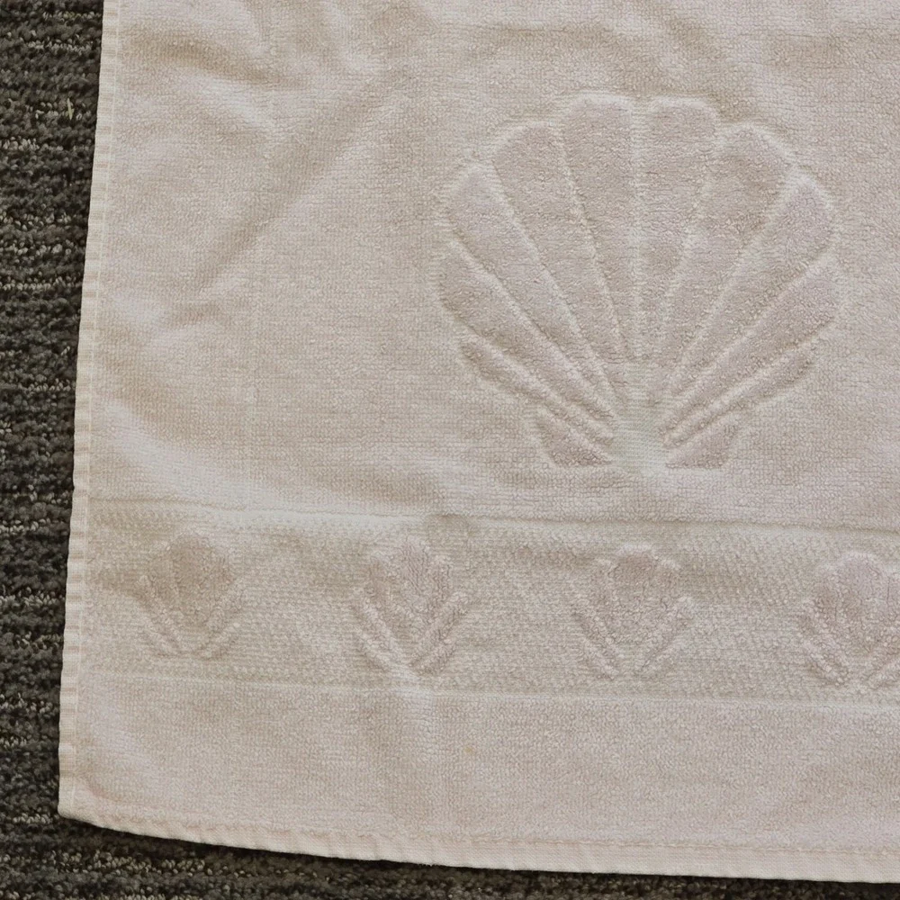 VTG Cannon Large Hand Towel Sea Shell‎ Pink Cotton